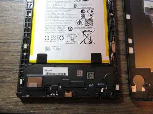 Genuine Samsung Gal Tab A7 - SM-T225 Full LCD Screen Assembly & Body Spares - Picture 4 of 10