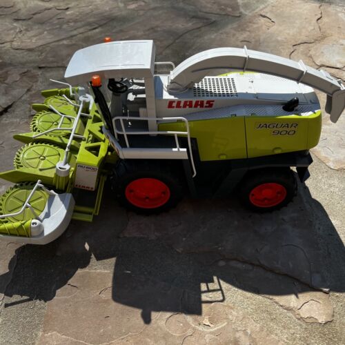 Bruder 02134 CLAAS Jaguar 980 Field Chopper Harvesting Machine