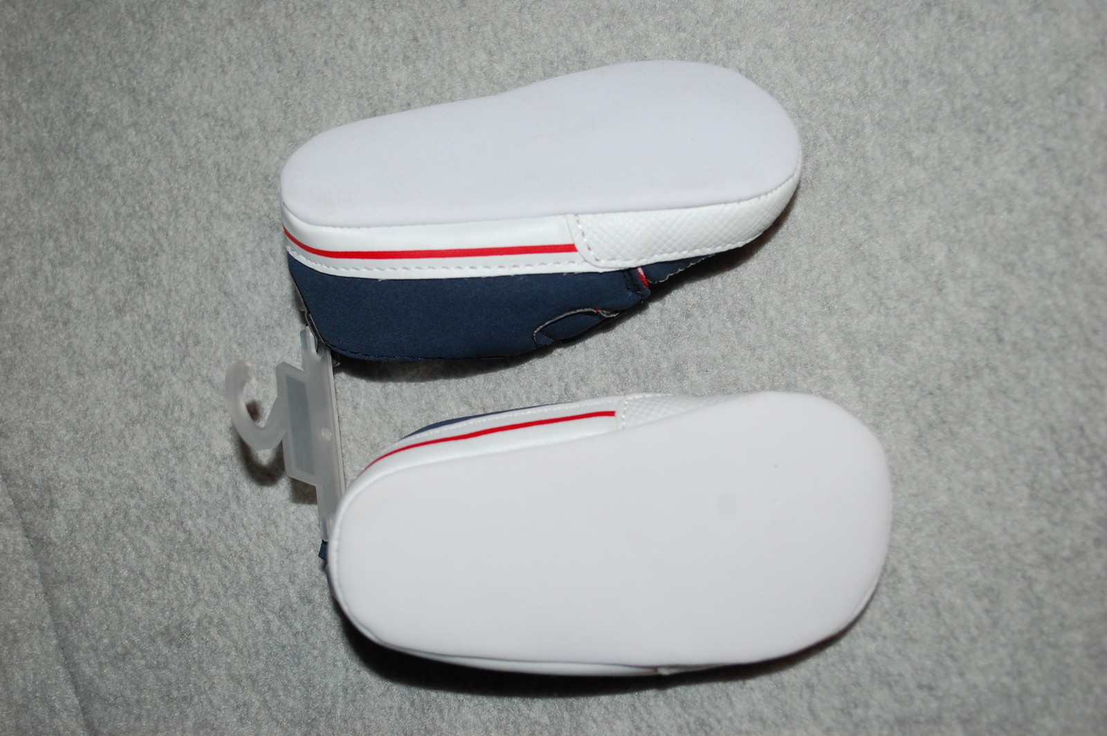 Baby Boys NAVY BLUE CRIB SHOES Soft Foam Like Feel CHILD OF MINE Carters 3-6 MO