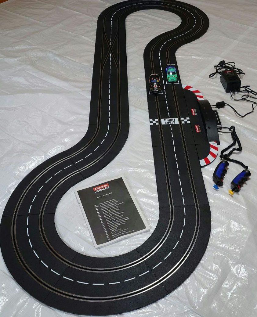 Carrera 1/32 DIGITAL 132 GT FORCE slot car course set full