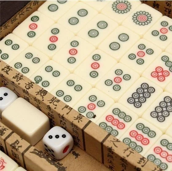 NEW Mahjong game box with 144 tiles Mah Jongg Chinese brettspiele - Image 4 of 4