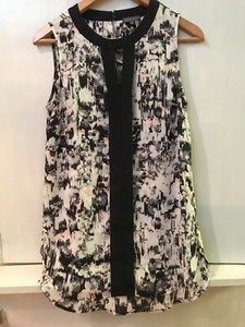 vince camuto high low top