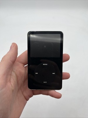 Apple iPod Classic 5th Generation 30GB Black Model A1136 Read Apple iPod Classic 5th Generation 30GB Black Model A1136 Read