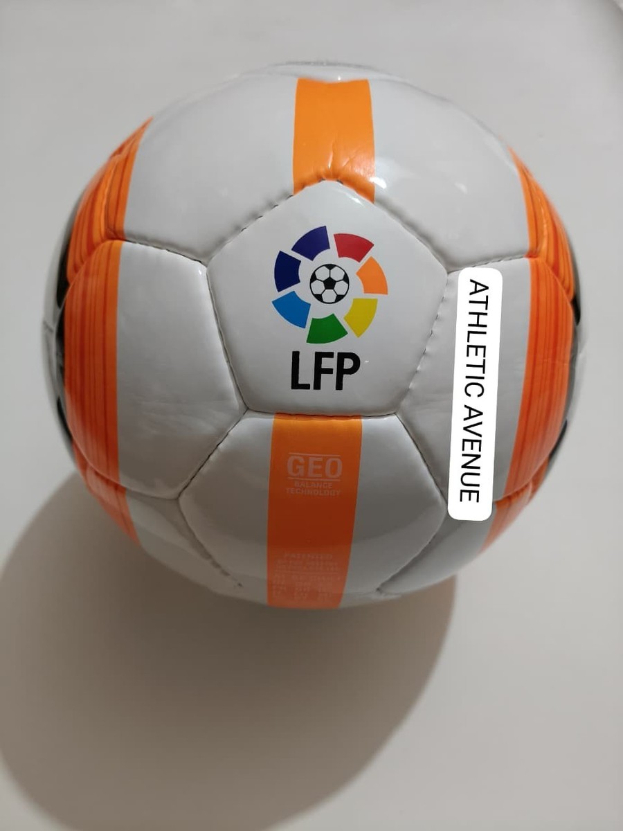 Nike Total 90 Aerow LFP 2005-2006 La Liga Soccer MatchBall Size 5