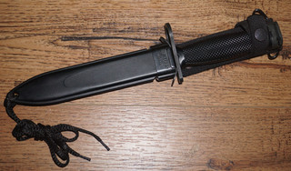 US Bayonet COLT w/ M8A1 Scabbard – Made in Germany