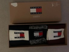 ⭐️Tommy Hilfiger „Jeans“Geschenkbox  mit  3 Paar Socken , Gr. 39 - 42 ,Neu ⭐️🎄