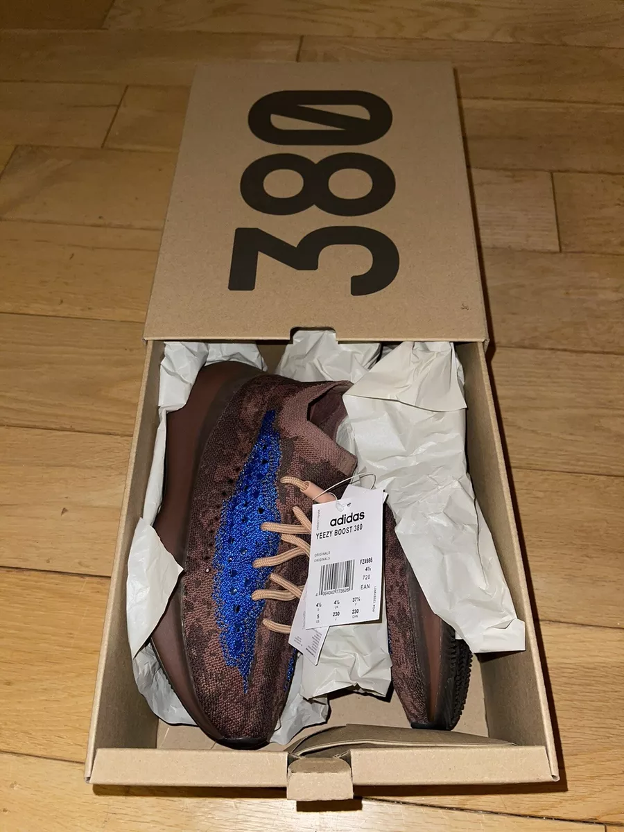 Yeezy hotsell 380 mint
