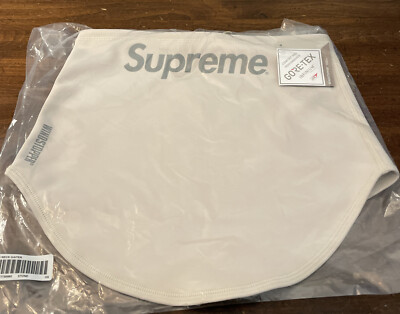 Supreme WINDSTOPPER® Neck Gaiter Supreme WINDSTOPPER Neck Gaiter (FW22) - $48