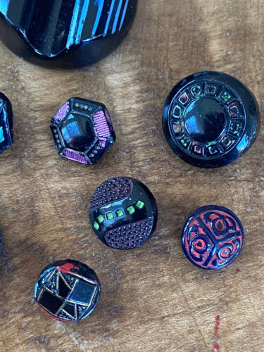 15 vintage painted glass buttons, painted designs, floral, scenic, geometric - Picture 6 of 10