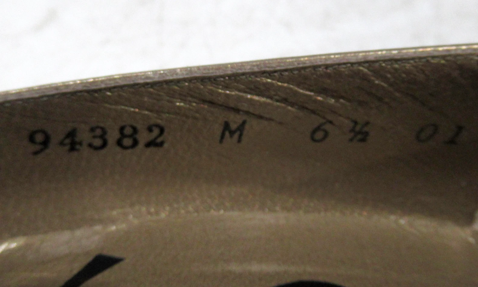 SAINT LAURENT (YSL) Decolte vintage YSL YVES SAINT LAURENT pelle metallizzata tacco classico Italia 6 5