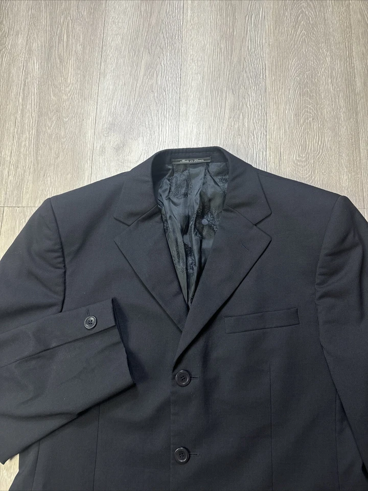 Rare Versace Classic V2 Sport Coat Blazer Jacket Men’s 40R Black Monogram Lined - Image 2 of 4