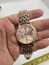 Reloj de cuarzo analógico tono oro rosa Aeropostale