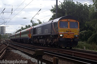 Erstes GBRF 66730 & ehemalige SWT 442 Nordpolkreuzung 2009 Schienenfoto