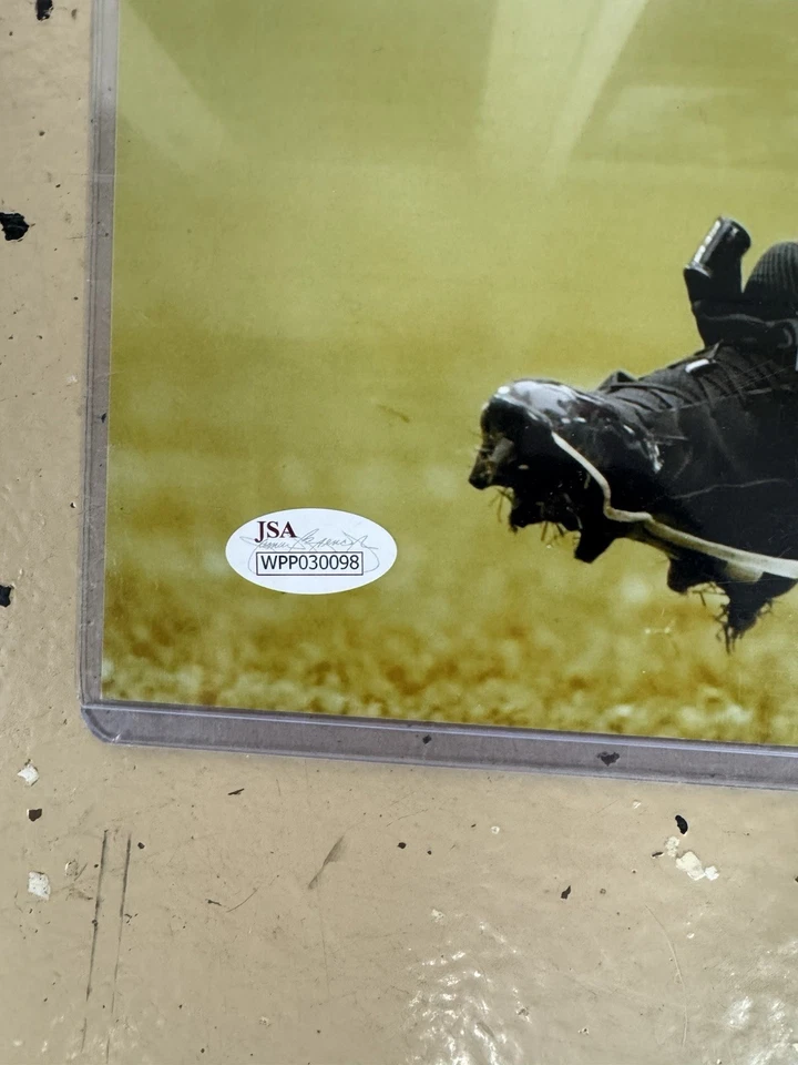 Roddy White Signed Atlanta Falcons 16x20 Photo JSA - Image 2 of 2