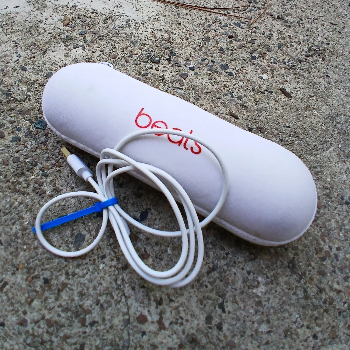 Beats by Dr. Dre White Audio Player Docks & Mini Speakers for sale