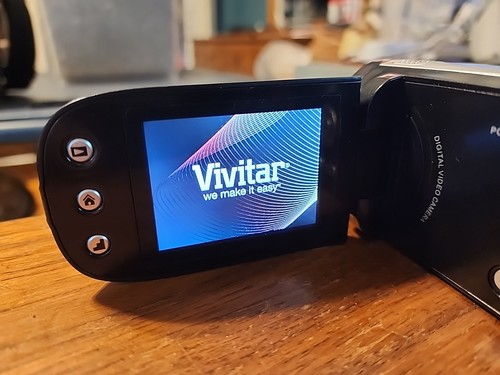 Vivitar DVR 548NHD 12.1MP f=5.7mm, F3.0 HD Video 8X Digital Zoom Camcorder - Bild 6 von 13