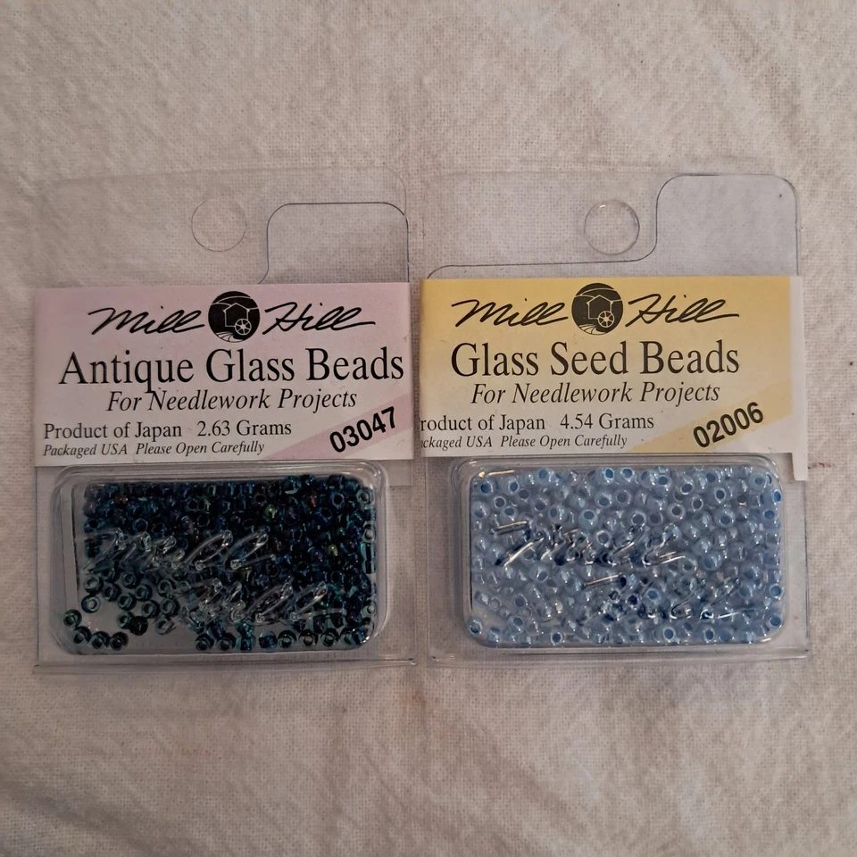 Cuentas de semillas de vidrio Mill Hill - verde azulado 03047, azul 02006 - de Wichelt Foto 3 de 4