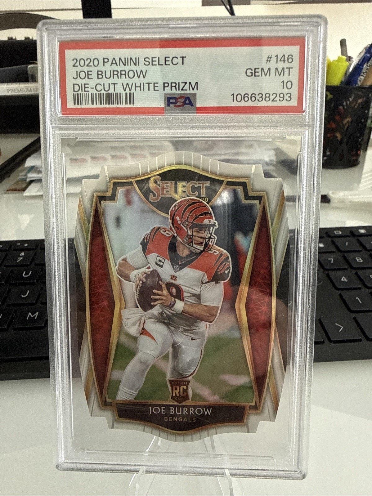 2020 Panini Select Maroon Die-Cut Prizm #146 Joe Burrow RC Rookie PSA 10 view 1