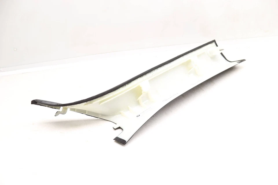 2012-2018 BMW 650I XDRIVE - LEFT Upper A Pillar TRIM / Panel 8050839 - Image 3 of 4