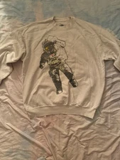 Kid Cudi To The Moon Tour 2022 Astronaut Sweatshirt size XL