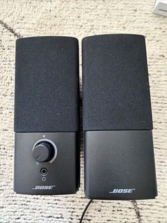 Bose Companion 2 Series III Multimedia Speaker System Aux