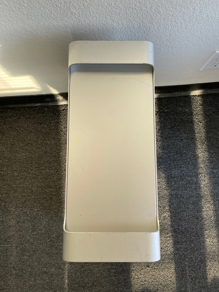 APPLE MAC PRO 2006 1,1 A1189 2-CORE 2x 2.66 GHz 7300GT 9GB RAM 1TB OS El Capita - Image 2 of 4