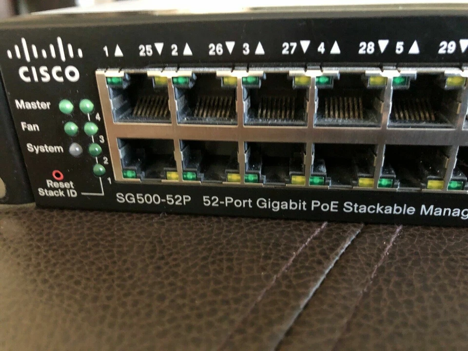 Cisco SG500-52P-K9  48 Port Gigabit Ethernet PoE+ 2xGE/2x5GE SFP SG500 52P  - Image 4 of 4
