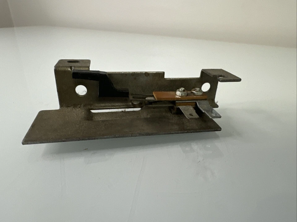 Главный переключатель управления отоплением и переменным током Delco 7310365 1969 - 1976 Chevrolet Corvette - Изображение 2 из 4