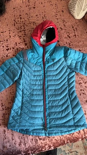 LA SPORTIVA Blue 700 CUI European Goose Down Hooded Jacket - product listing photo