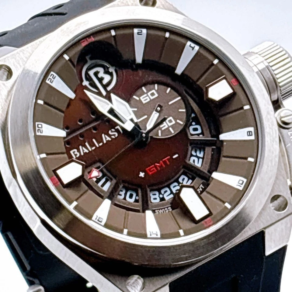 396 BALLAST BL-3108 pequeno segundo GMT relógio de pulso usado do Japão - Imagem 2 de 4