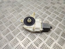 Mercedes-Benz B W246 W242 2015 Links Fensterhebermotor Tür vorne 0130822690 Mercedes-Benz B W246 W242 2015 Links Fensterhebermotor Tür vorne 0130822690