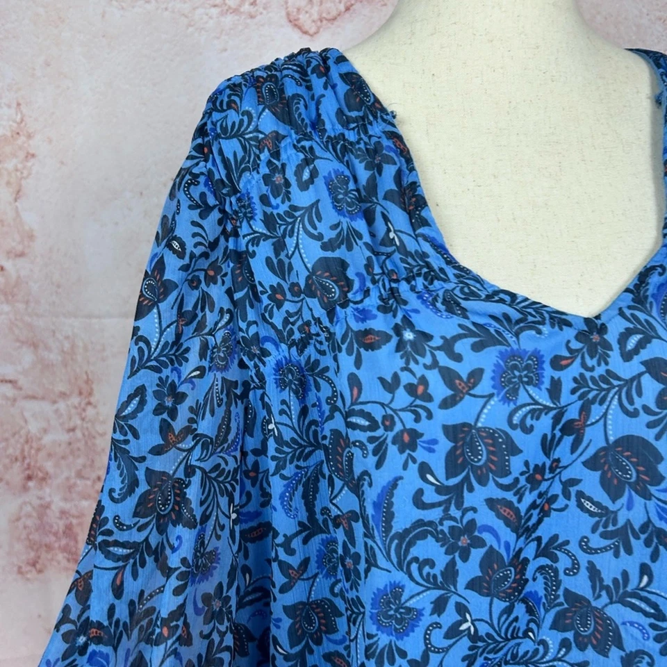 ANTIGUO AZUL MARINO Estampado Folkore Poeta Top Talla L Floral Campesino Cuello en V Camisa Azul Foto 4 de 4