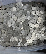 Below Average Condition Eisenhower Dollars 4 Sale Lot Of 100 (examples in pics)