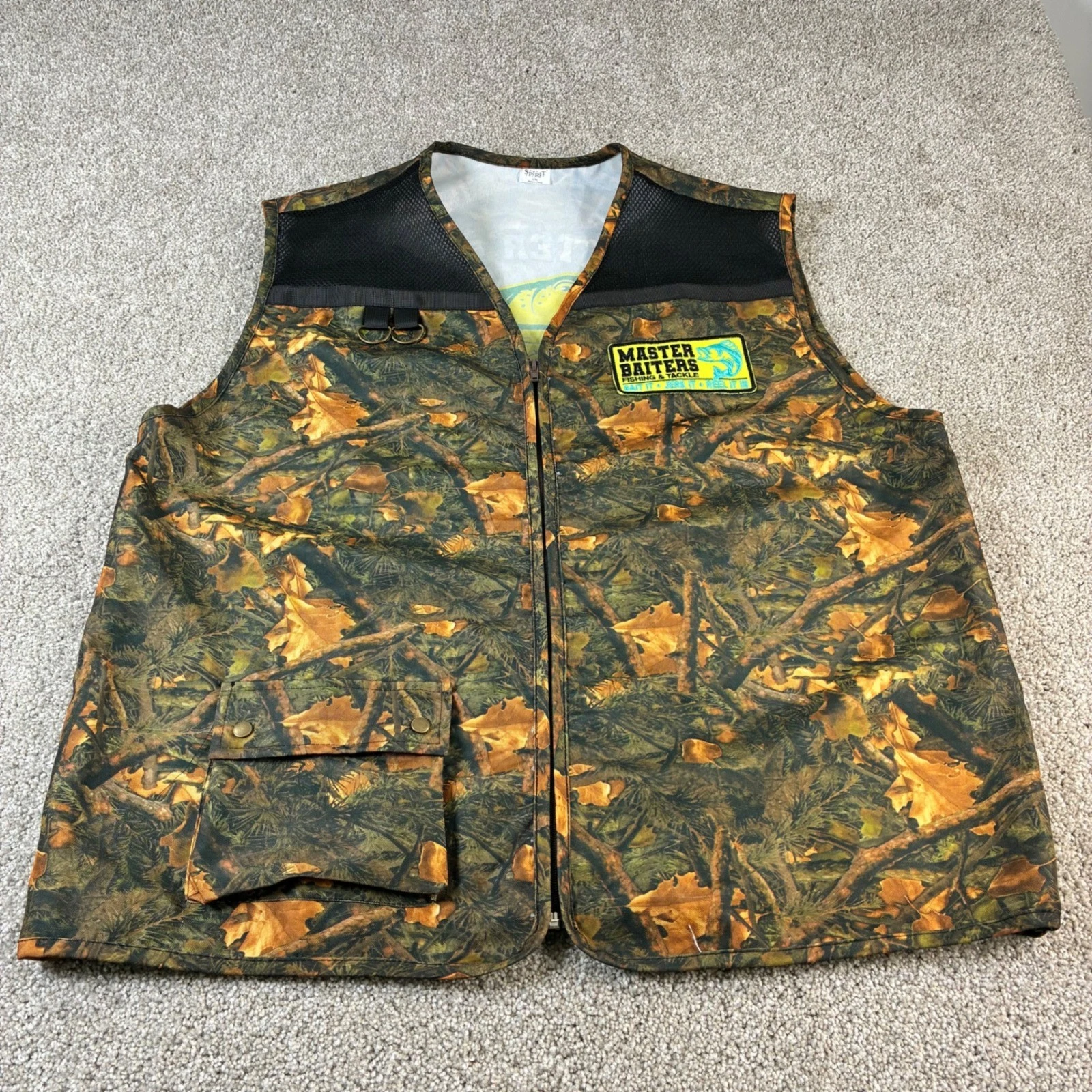 Master Baiters Fishing Vest L/XL Camo Tackle Bait Jerk Reel It In Funny
