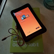 Samsung Galaxy Tab E Tablet SM-T560NU 16GB WIFI Black 9.6"LCD Preowned