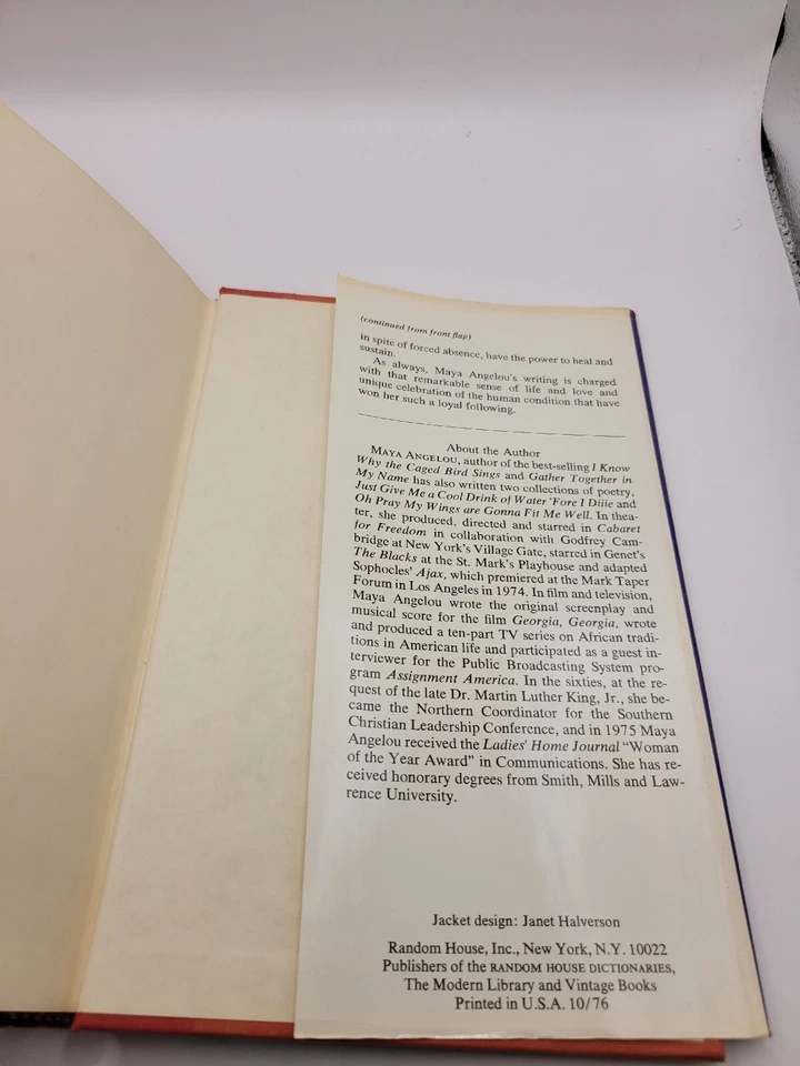 Maya Angelou SINGIN SWINGIN & GETTIN MERRY LIKE CHRISTMAS 1st/1st 1976 Hardcover Foto 4 de 4