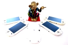 SONY PS Vita PCH-2000 White Console Only W/USB cable Select 3Rank【1Day Shipping】