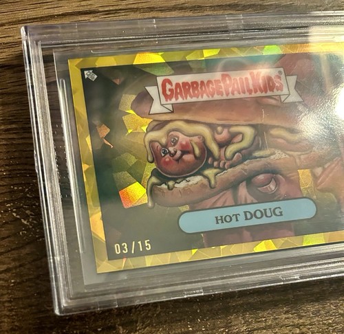 2022 Garbage Pail Kids Sapphire Gold Refractor/15 Hot Doug 185b BGS 9.5 Gem Mint - Picture 3 of 3