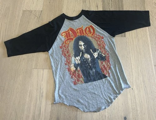 80s Dio Sacred Heart Tour Band Shirt L Raglan Single 1980s vintage concert t-shirt, vintage, single stitch, B+ condition