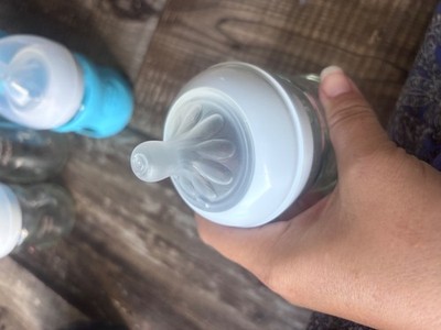 Philips AVENT Glass Baby Bottle With Natural Response Nipples Clear Newborn