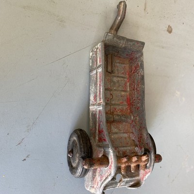 Vintage Hubley Kiddie Toy No. 50 Manure Spreader