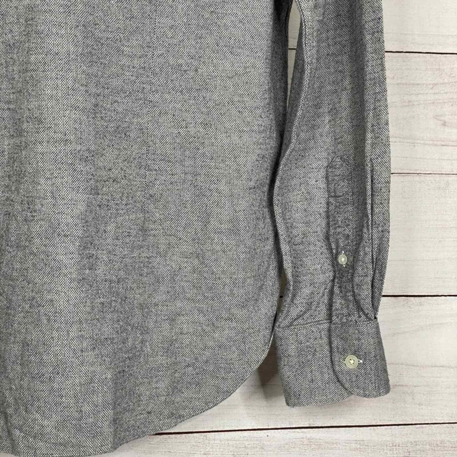 Lawrence Covell Solid Gray Button-Down Shirt Medi… - image 6