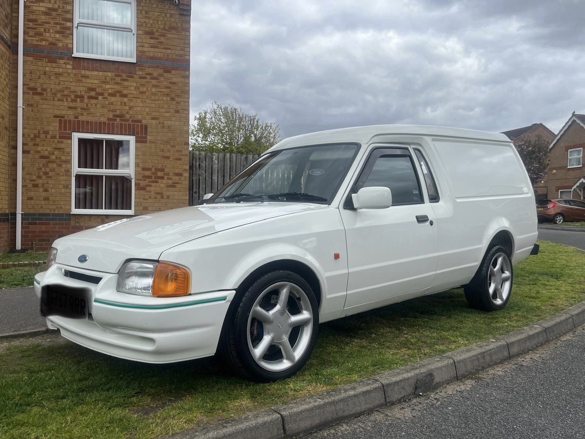 Ford Escort 1990
