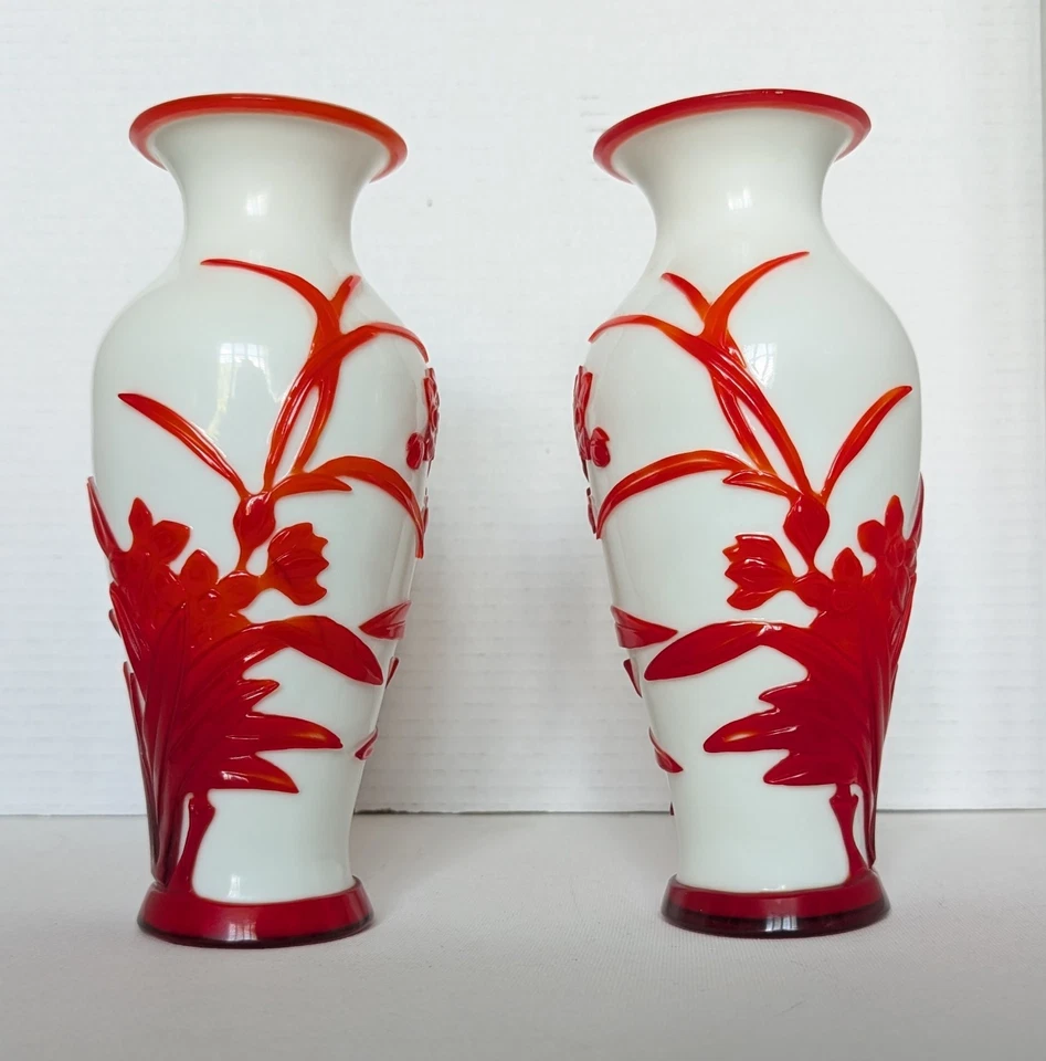 Jarrón de vidrio camafeo con superposición de vidrio chino de Pekín rojo blanco flores de pájaro Foto 3 de 4