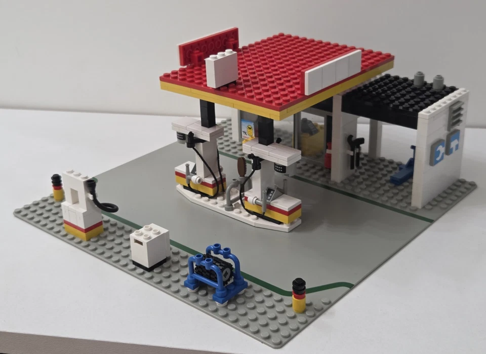 Estación de servicio LEGO TOWN 6378 SHELL de colección 100 % piezas completas con manuales ¡EXCELENTE ESTADO USADO! Foto 2 de 4