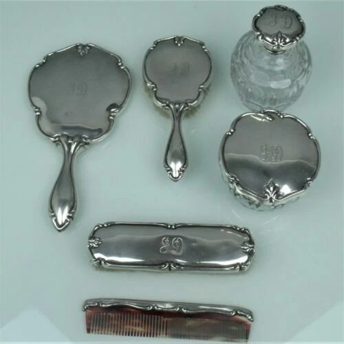 Antiquitäten & Kunst-Objekte aus 800er-925er-Silber (vor 1945)