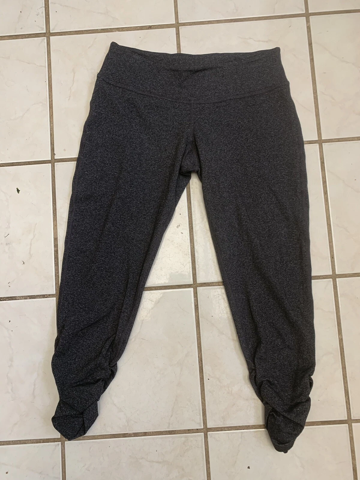 beyond-yoga dark heather ruched legs leggings