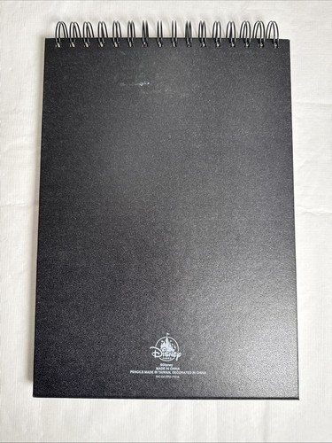 IT WAS ALL STARTED BY A MOUSE - Walt Disney ® SKETCHBOOK Magnetic Fold Latch NEW - Imagen 2 de 3