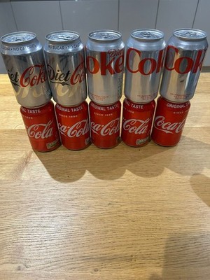 Damien Hirst SIGNIERT Cola & Diet Dosenset Ausstellung 2021 AUTHENTISCH 100%