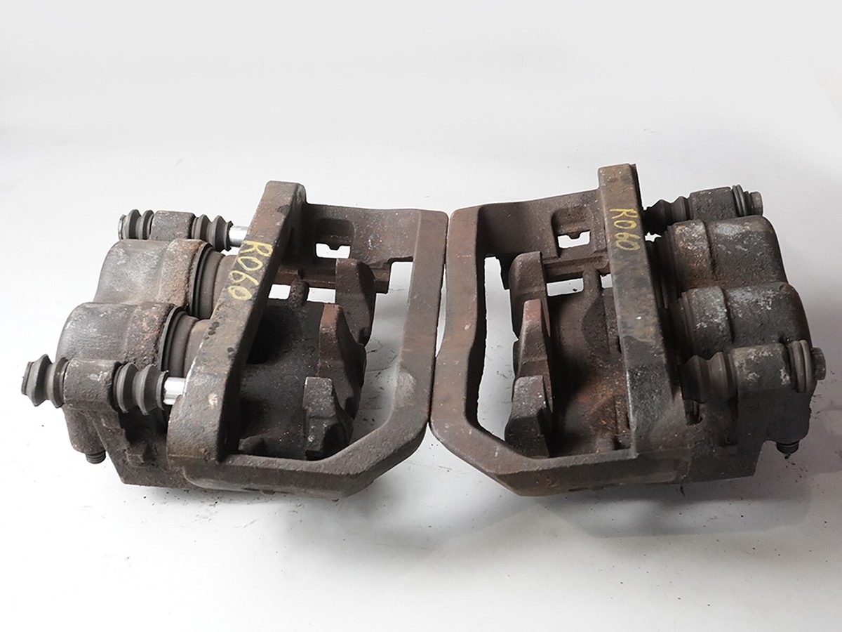 2008 - 2012 Ford F550 Super Duty Caliper Brake Front Set Of 2